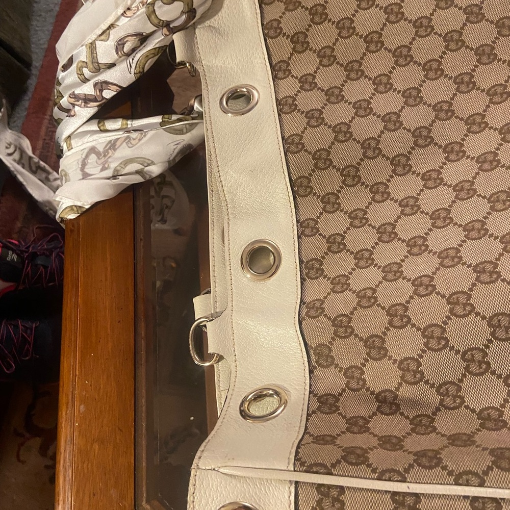 Gucci Positano Scarf Tote. - Picture 15 of 15